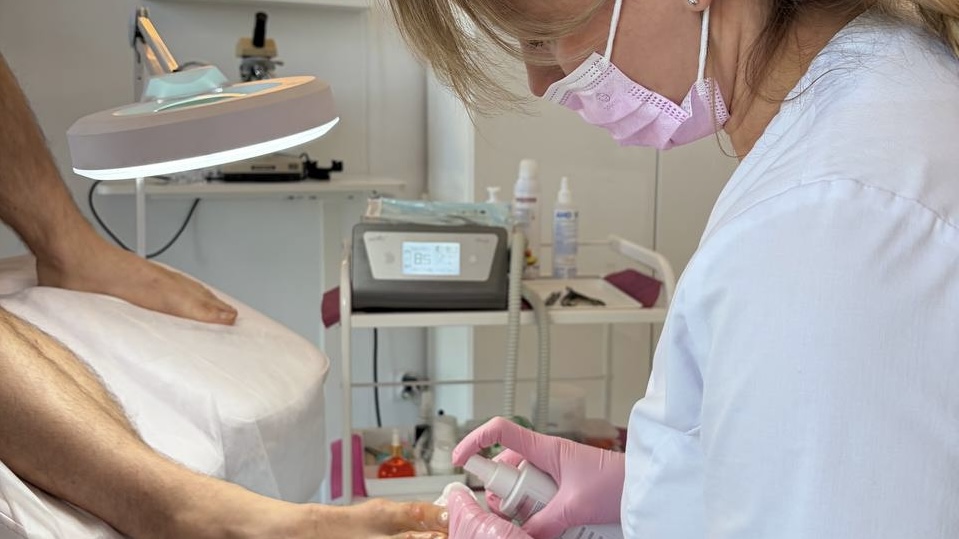 NEW AT OUR SCHOOL! PODIATRIST COURSE STARTS IN SEPTEMBER!